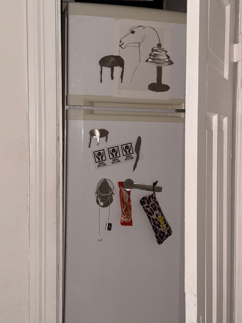 Magnet set of 4
