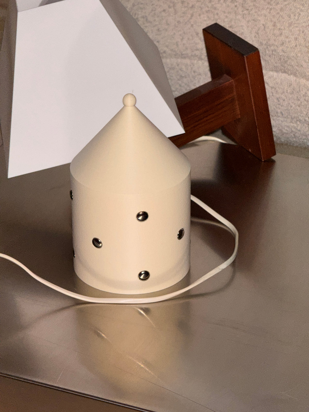 Storage container large with silver dots (butter yellow)