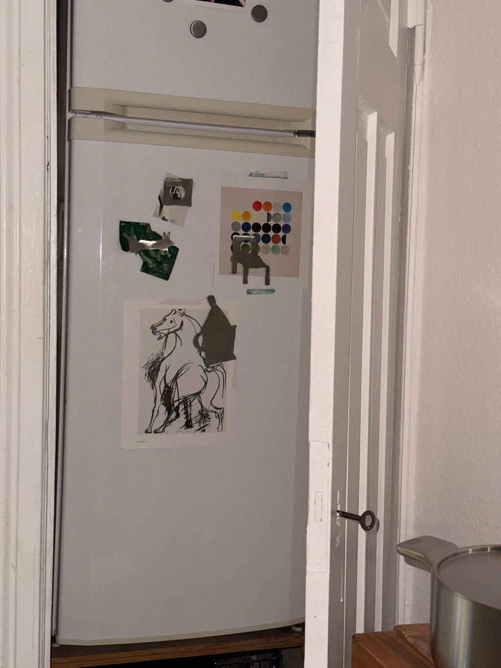 Magnet set of 4