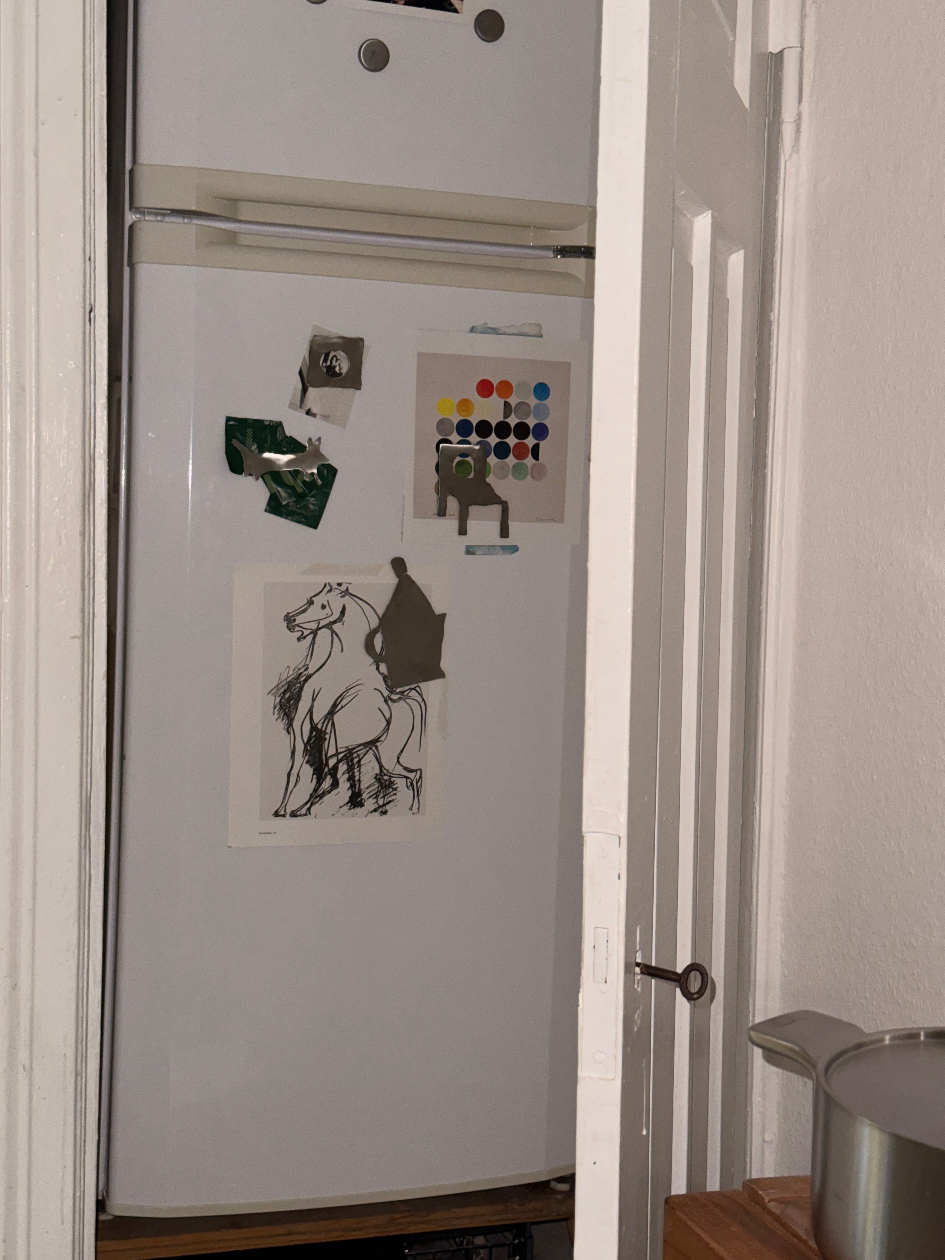 Magnet set of 4