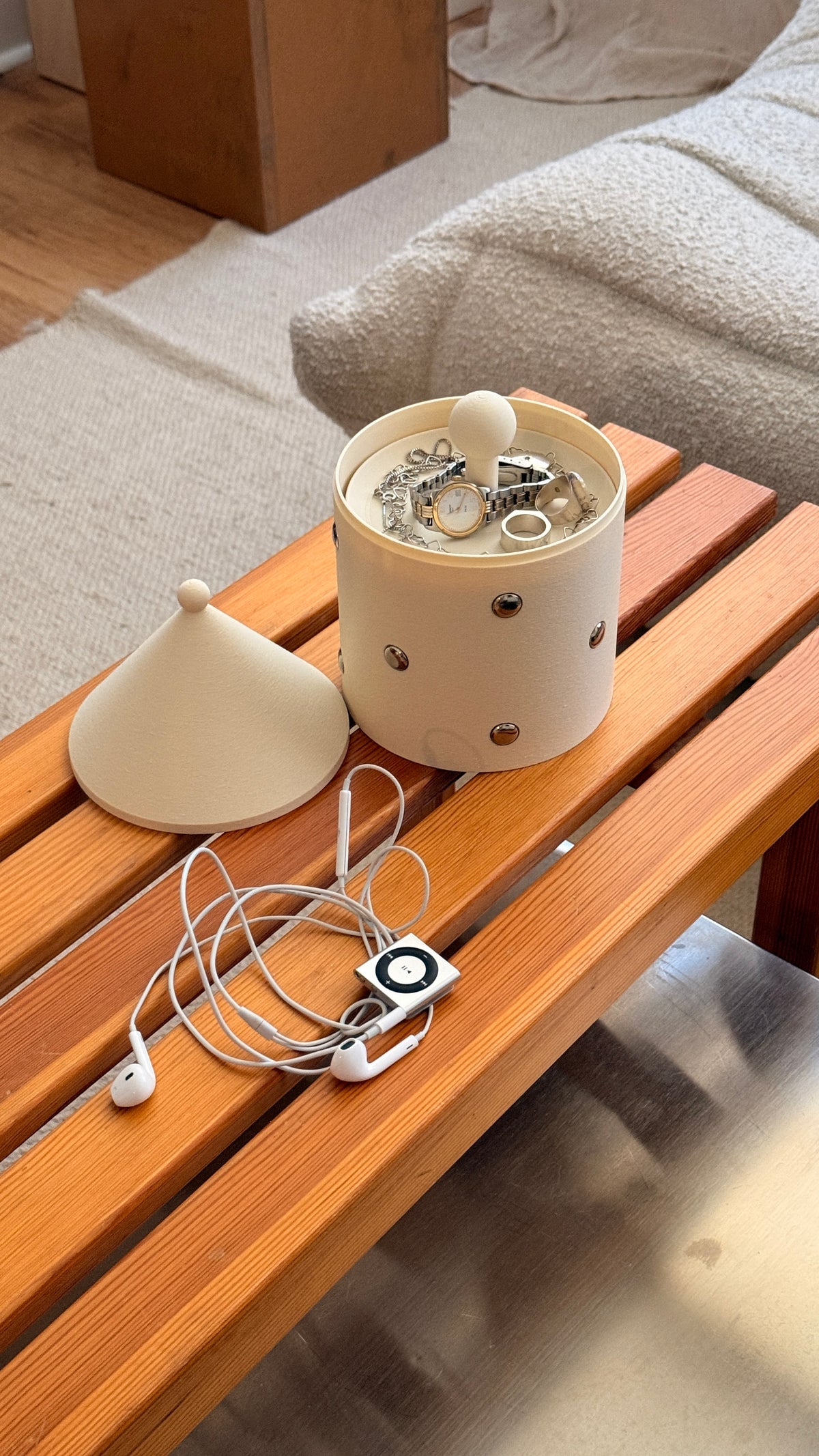 Storage container large with silver dots (butter yellow)