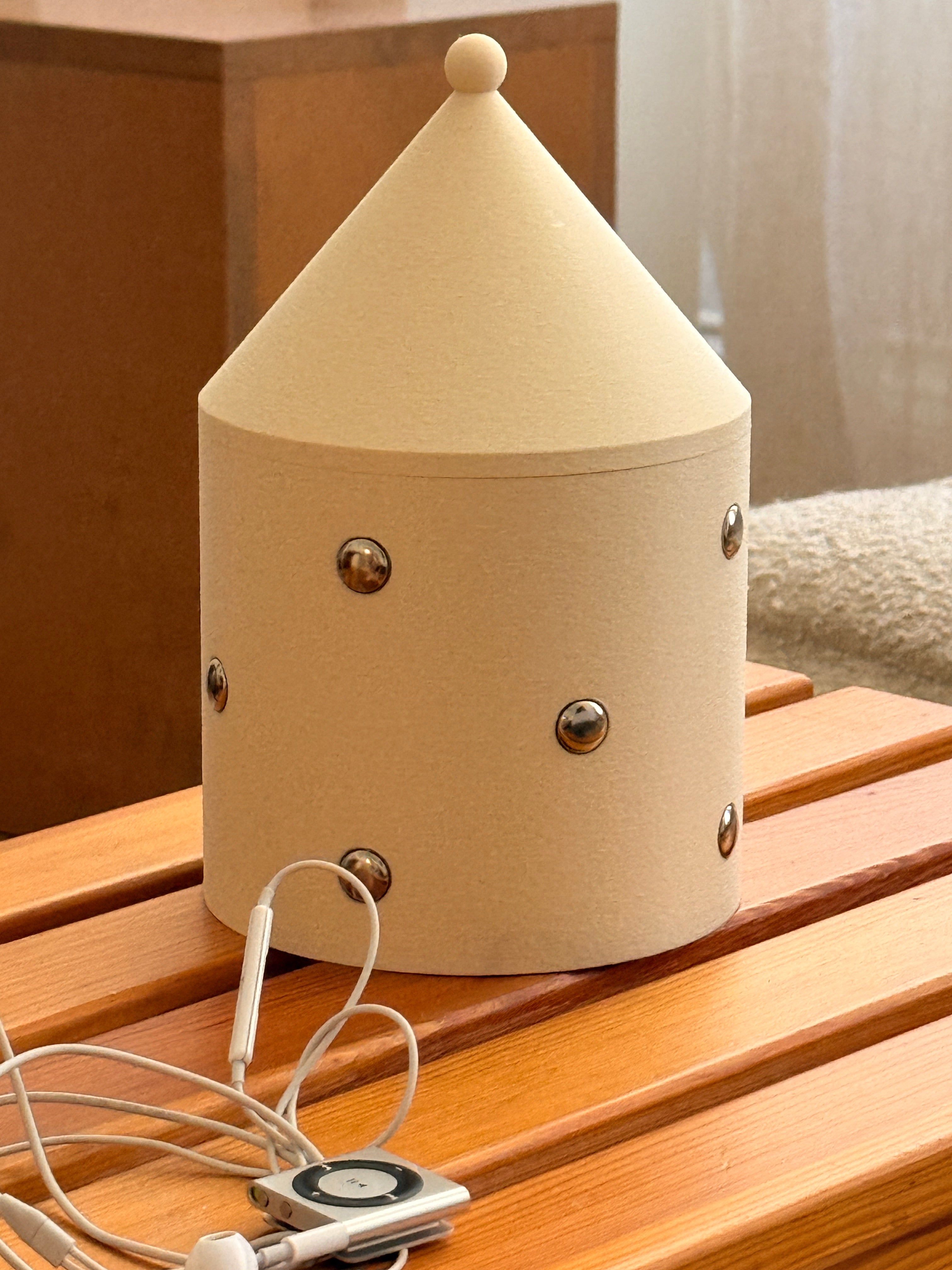 Storage container large with silver dots (butter yellow)