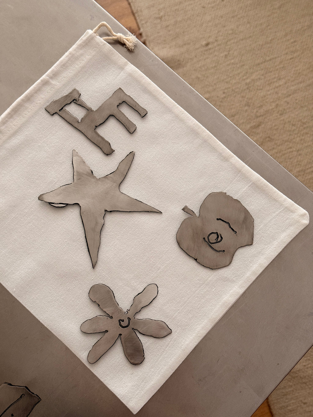 Magnet set of 4 (1)