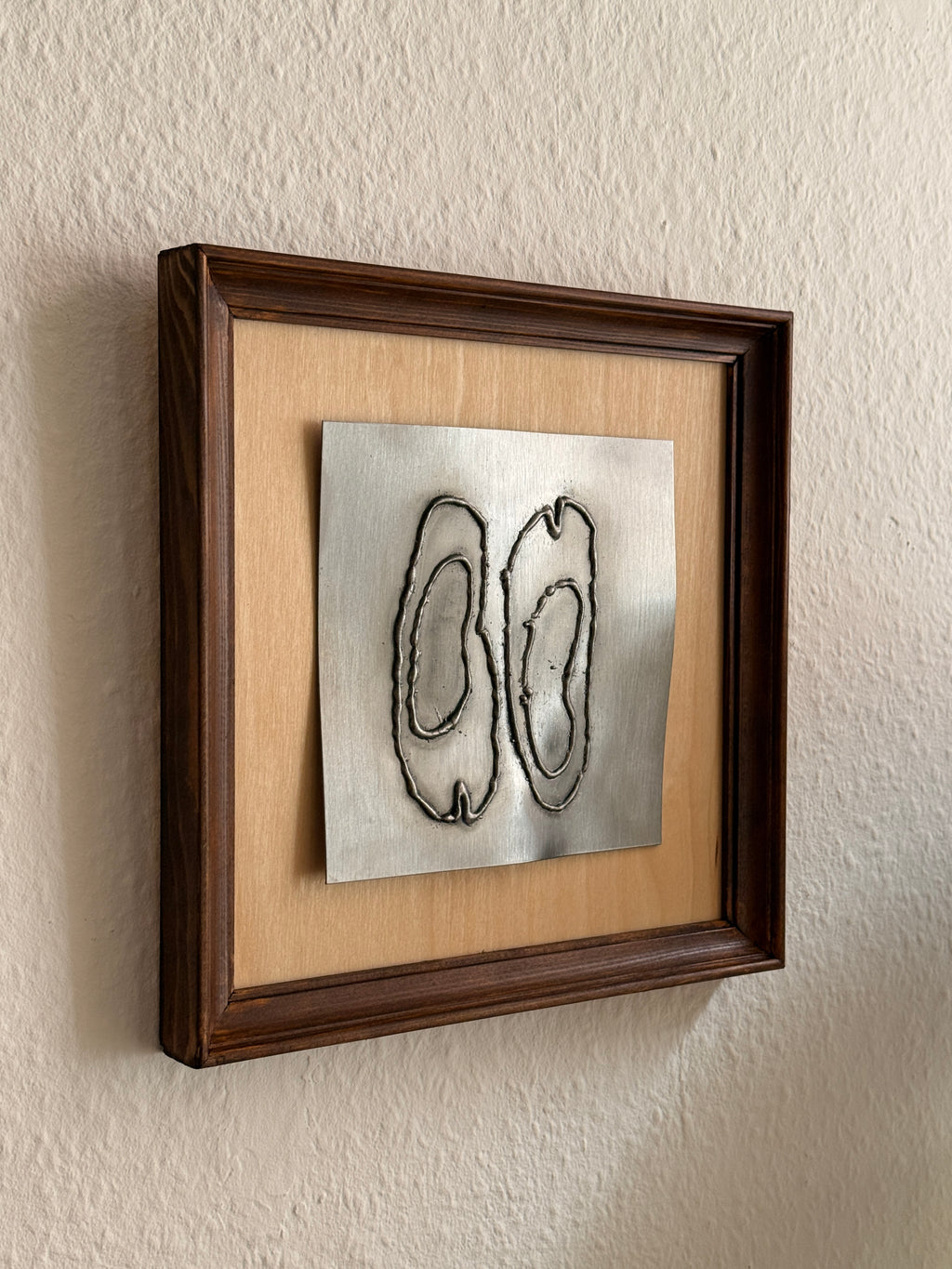 Tip tap tabi neutral wood artwork