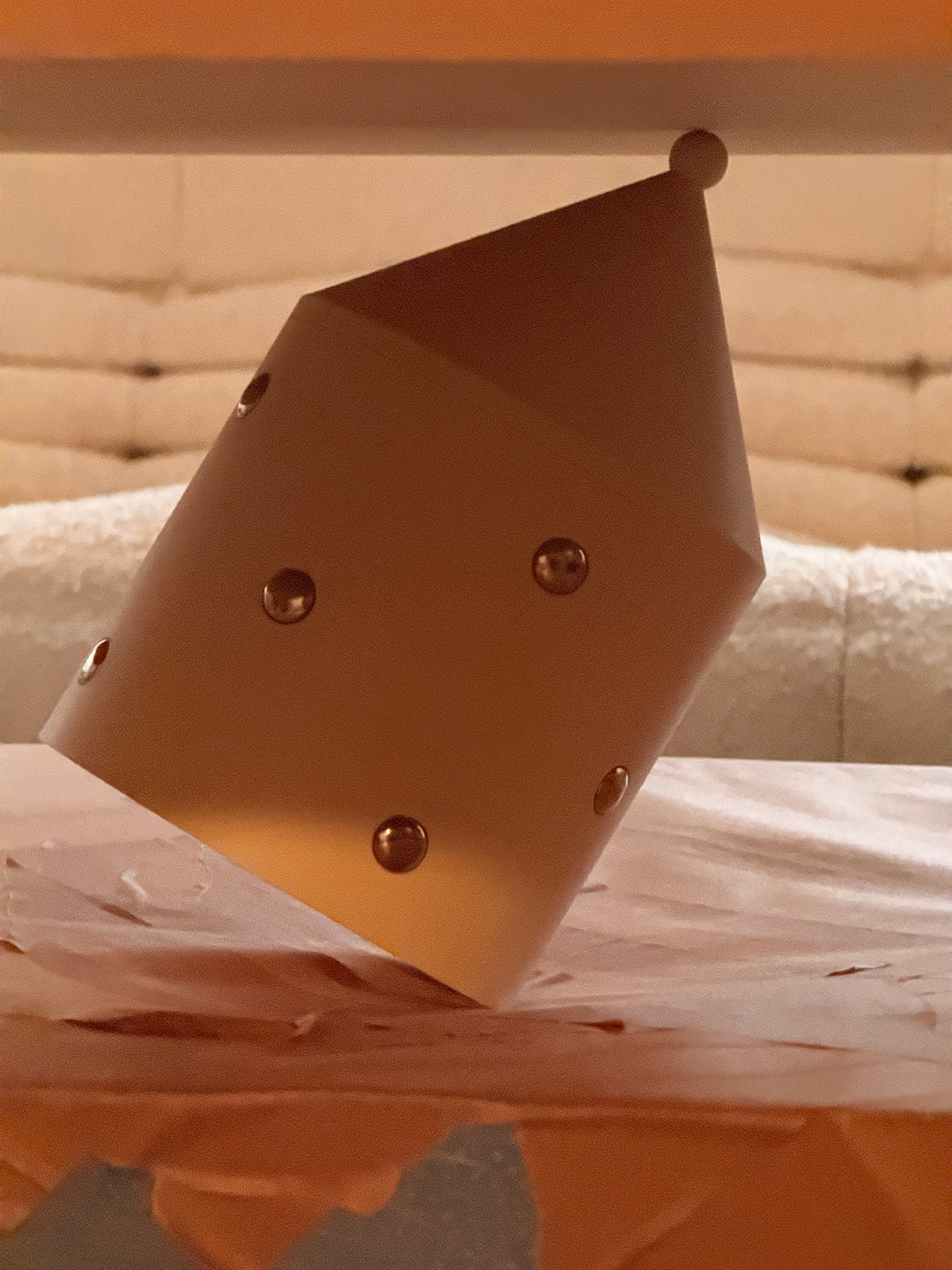 Storage container large with silver dots (butter yellow)