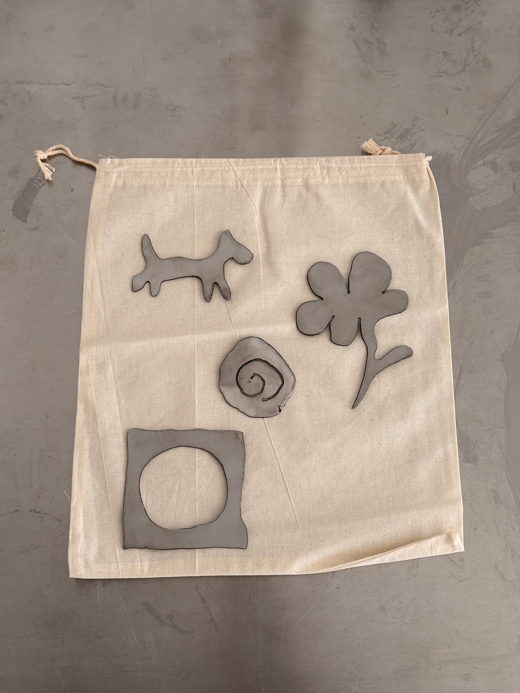Magnet set of 4