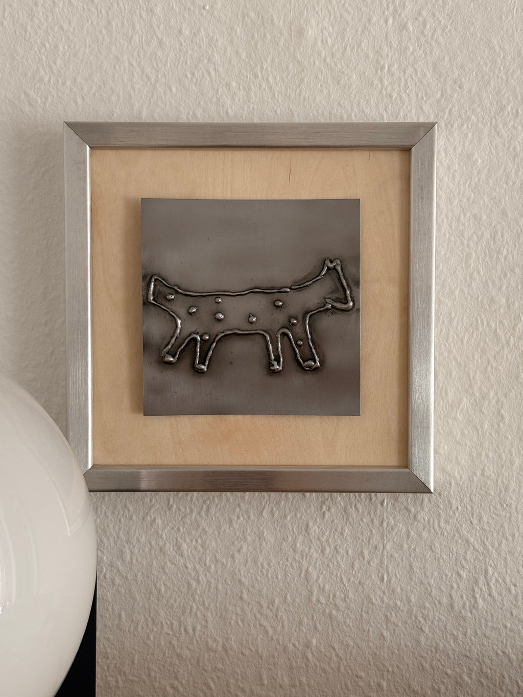 Dotted dog artwork