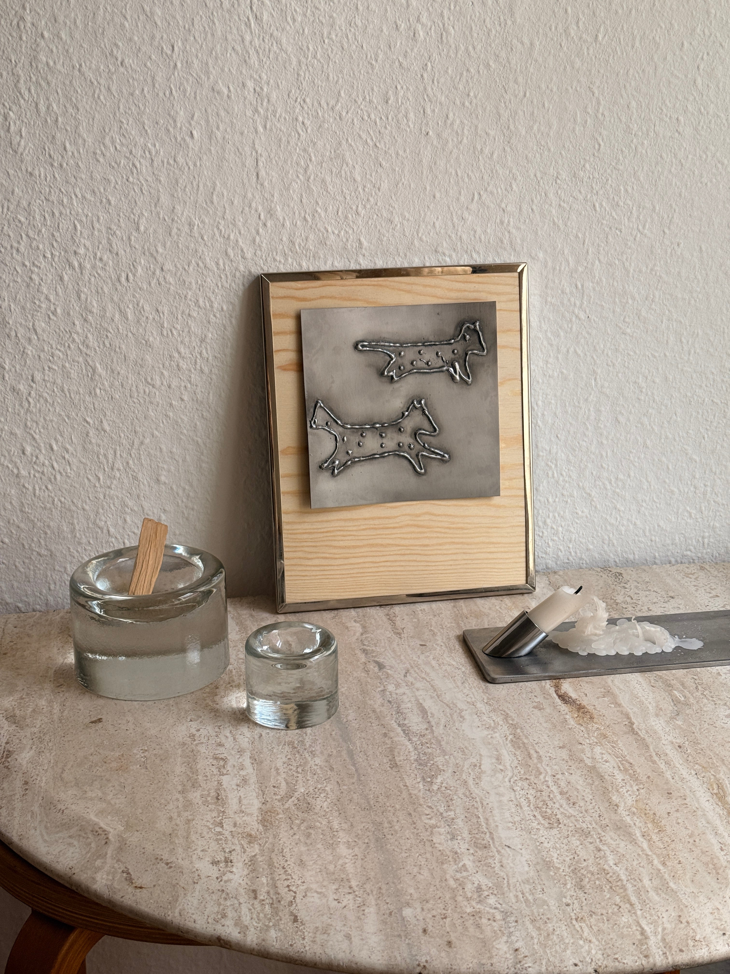 dotted jumping dogs artwork