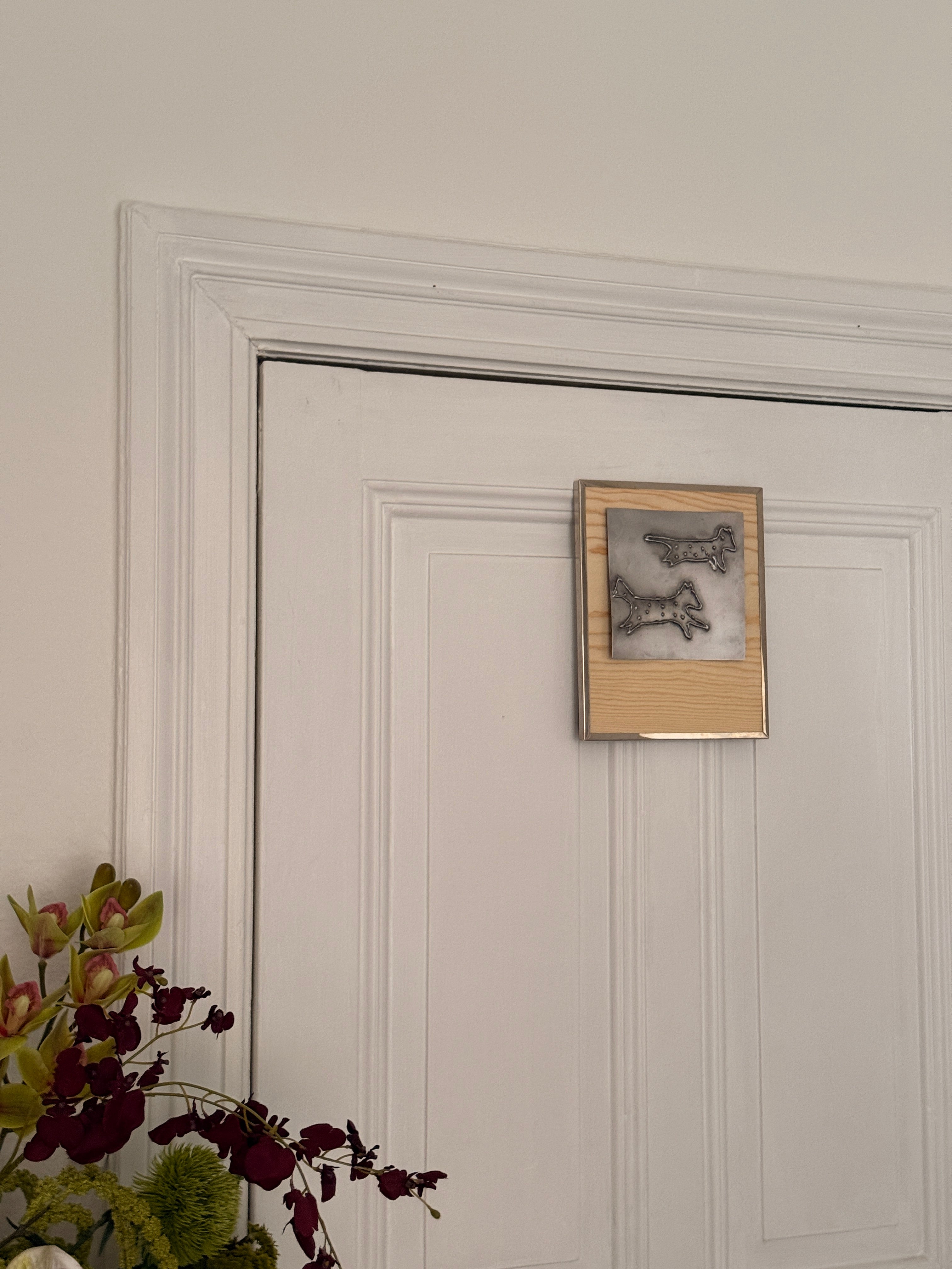 dotted jumping dogs artwork