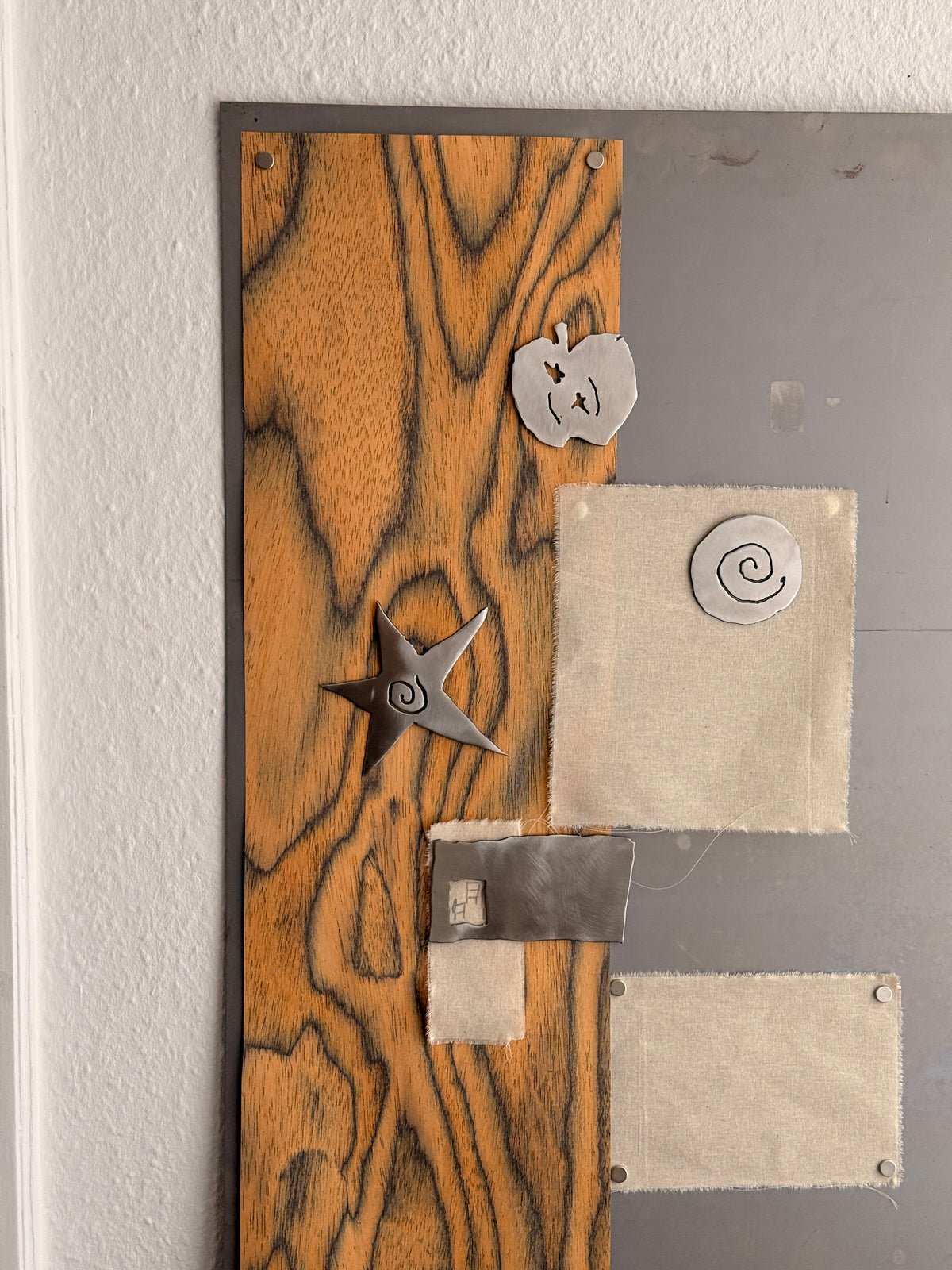 Magnet set of 4 (2)